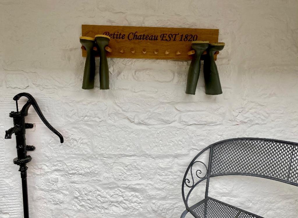 Private Room & Bathroom In Manor House Maybole Exterior foto