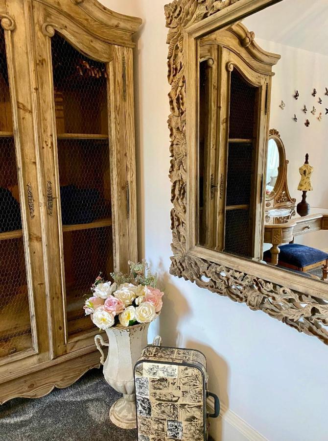 Private Room & Bathroom In Manor House Maybole Exterior foto