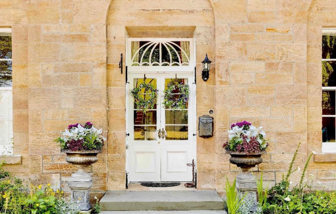 Private Room & Bathroom In Manor House Maybole Exterior foto